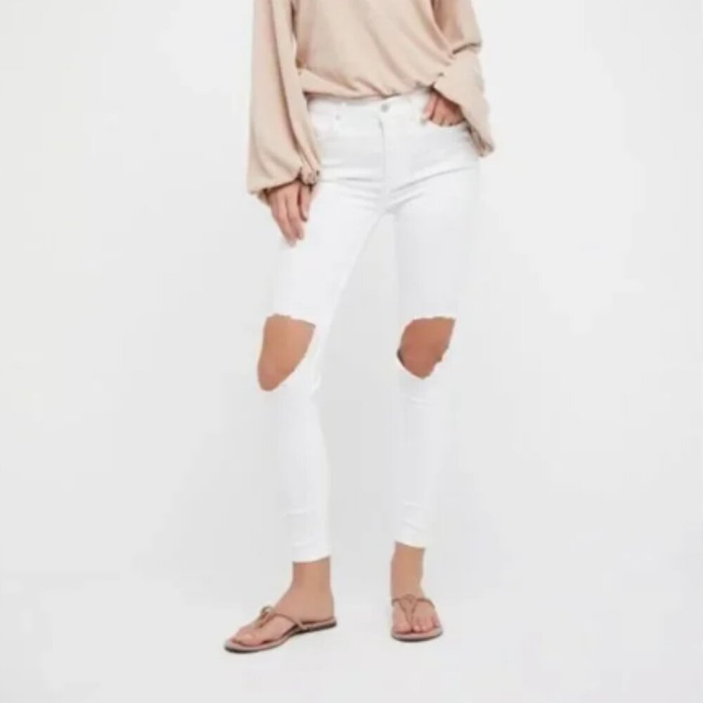 Free People Busted Skinny White Jeans (114)